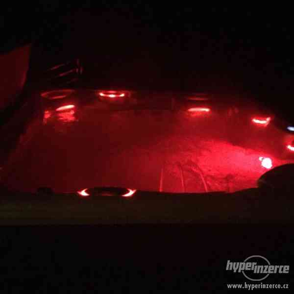 Vířivka HotSpring - foto 8