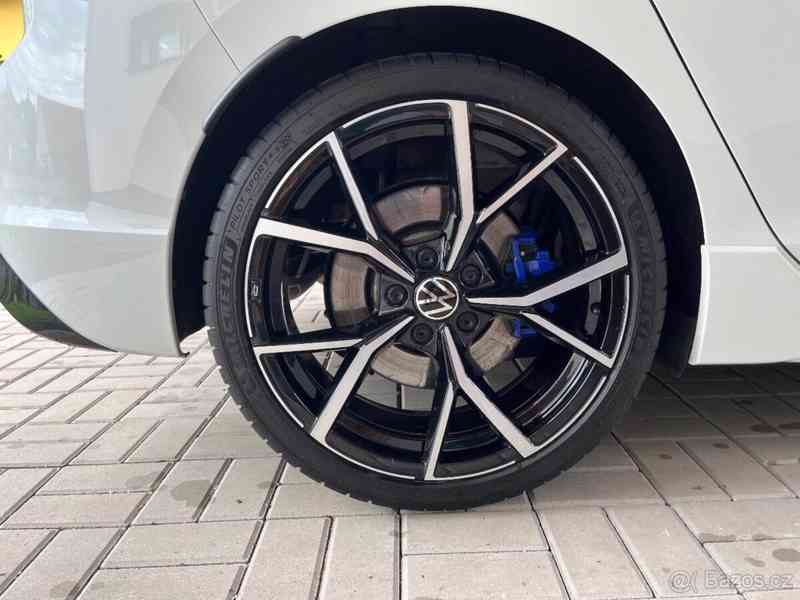Volkswagen Golf R, Perf. 245kw, 43tis km - foto 8