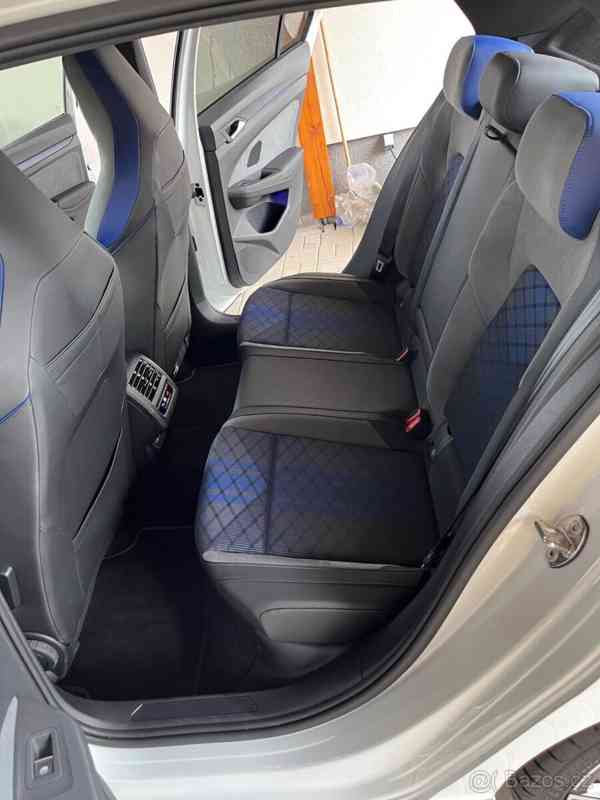 Volkswagen Golf R, Perf. 245kw, 43tis km - foto 4