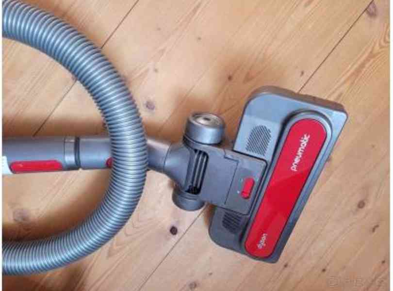 Prodám bezsáčkový vysavač Dyson Big Ball Allergy 2  - foto 4