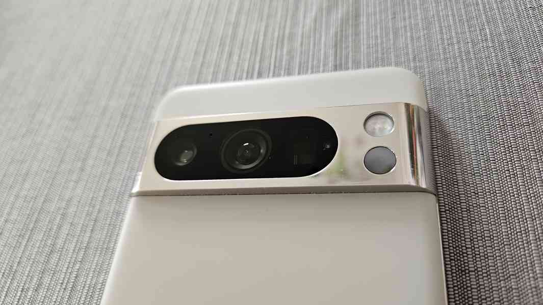 Google Pixel 8 PRO 128 GB - foto 3