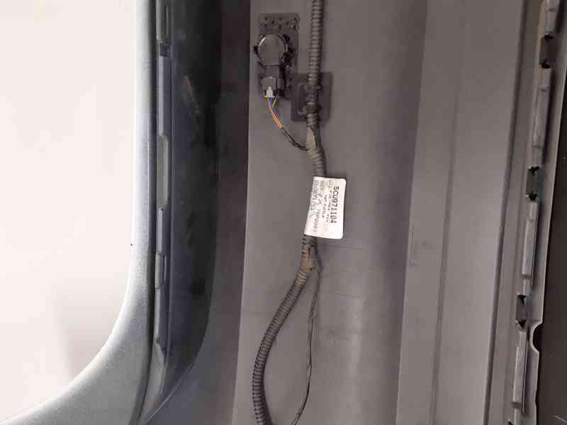 Zadní nárazník 5C6807421 VW Jetta VI, bílý - foto 5