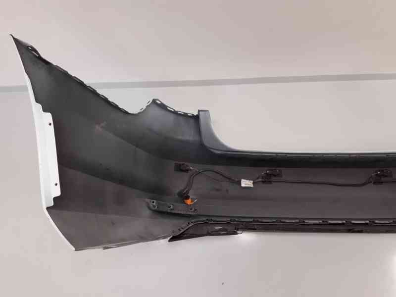Zadní nárazník 5C6807421 VW Jetta VI, bílý - foto 6