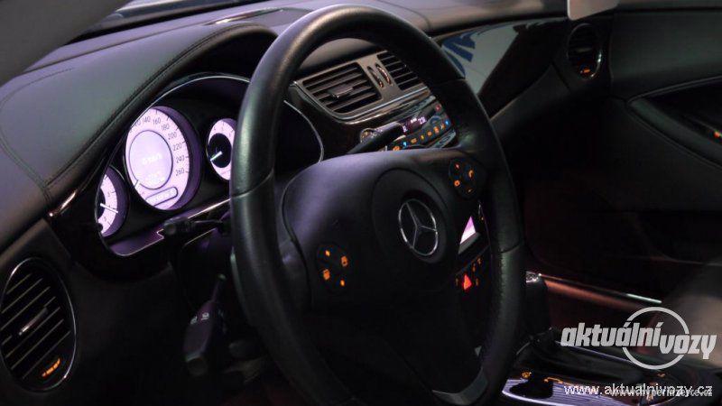 Mercedes CLS 3.5, benzín, automat, rok 2008, navigace, kůže - foto 2