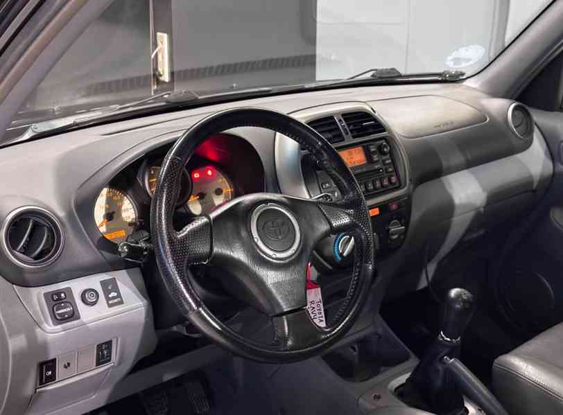 Toyota RAV 4 2.0i 4x4 Special benzín 110kw - foto 16