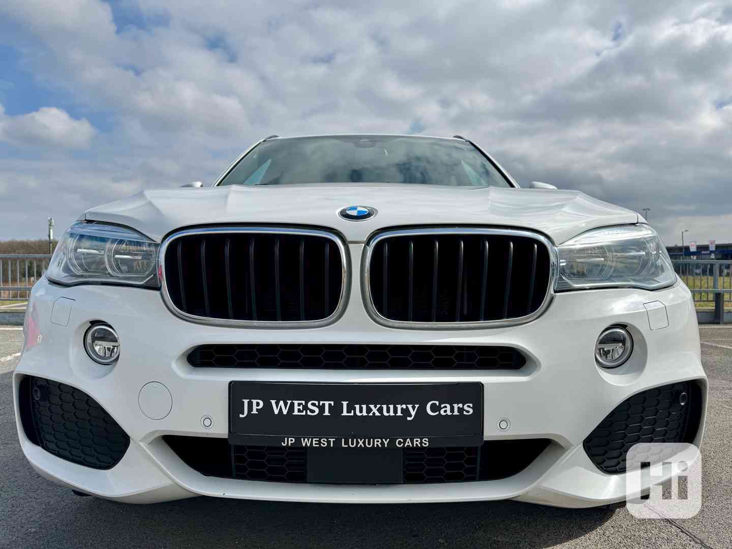 BMW X5 xDrive 30d M sport, LED, Komforty, Head-Up, Tažné, CZ - foto 1