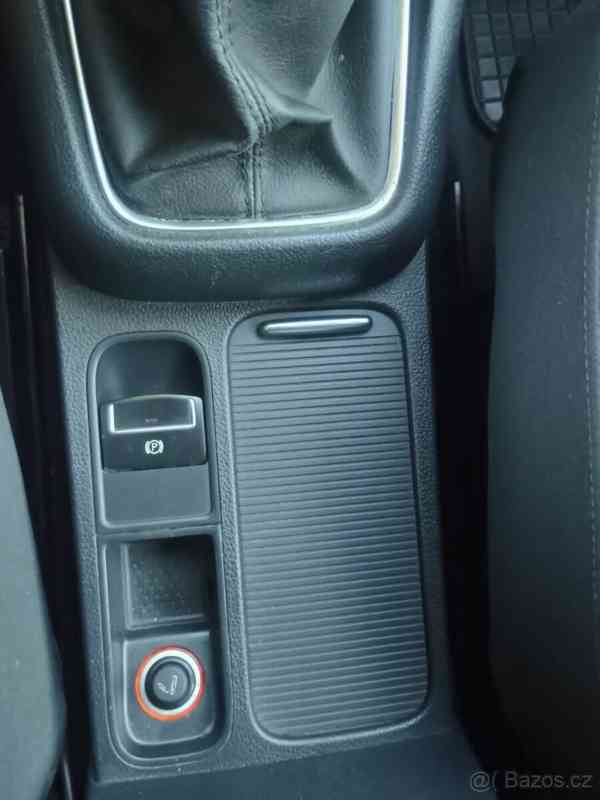 Volkswagen Sharan 2,0   TDI 103kW provozovaný ČR - foto 11