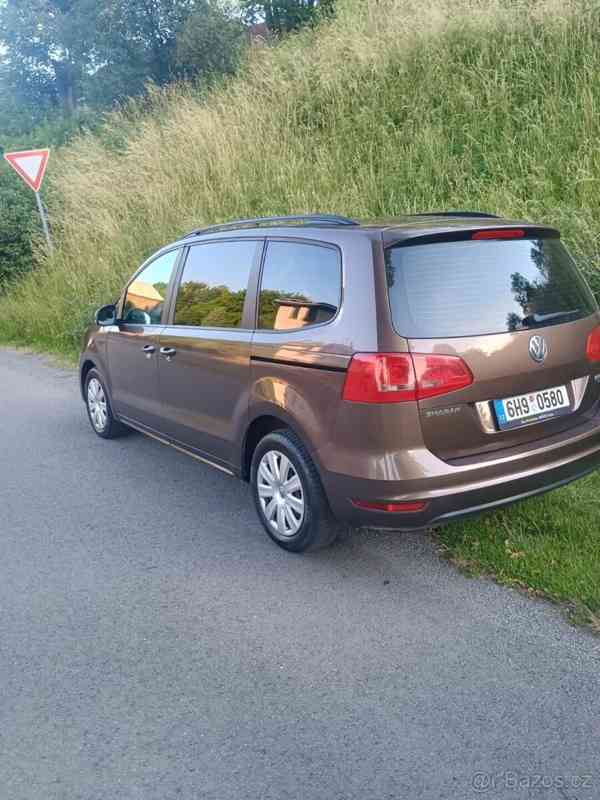 Volkswagen Sharan 2,0   TDI 103kW provozovaný ČR - foto 5