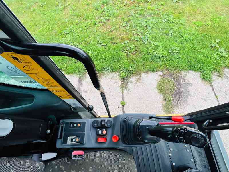 Kolové rypadlo Liebherr A910 (Možnost leasingu) - foto 16
