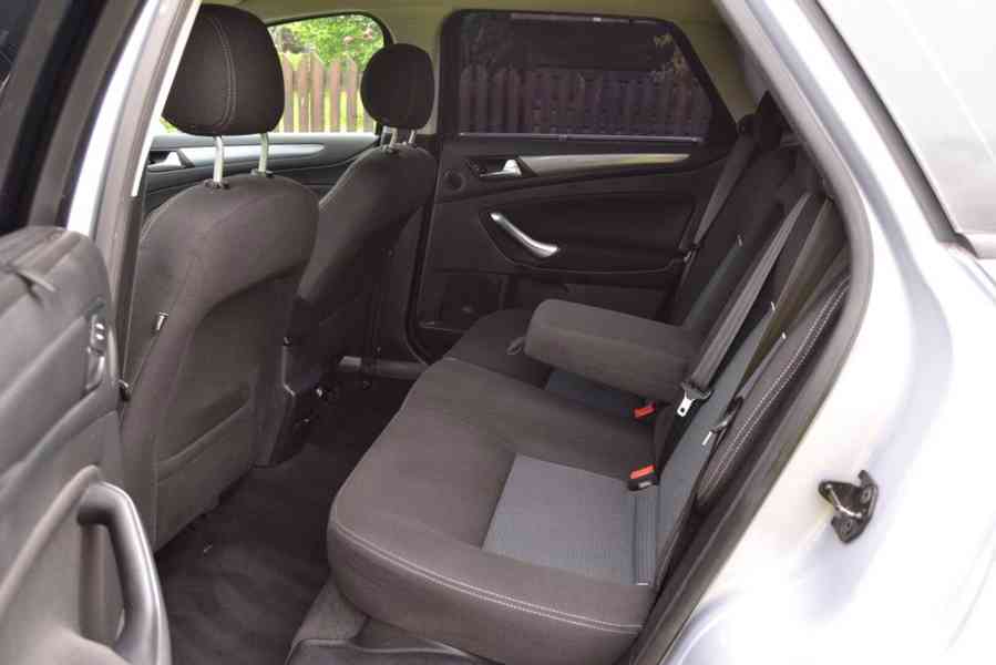 Ford Mondeo 2.0 TDCI 103kW Business kombi - foto 11