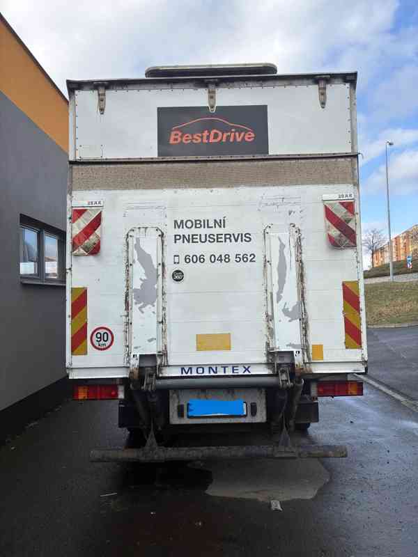 Nákladní automobil Mercedes Atego_skříň - foto 3