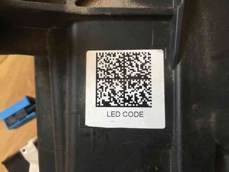 Full LED MULTIBEAM světlomet Mercedes CLA (118) - foto 4