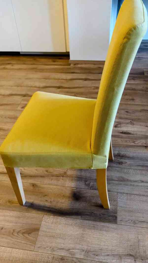 Jídelní stůl IKEA DAGLYSA 140x80cm + 4 židle IKEA - foto 2
