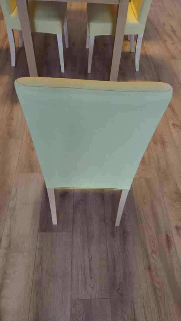 Jídelní stůl IKEA DAGLYSA 140x80cm + 4 židle IKEA - foto 3