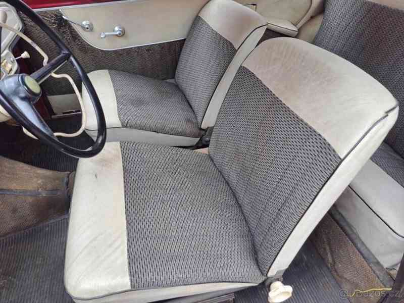 Škoda Octavia 1963 - foto 8