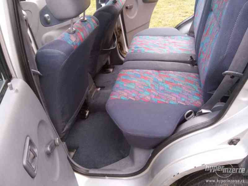 Daihatsu Terios - foto 8