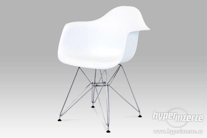 Jídelní designová židle Plastic - foto 2