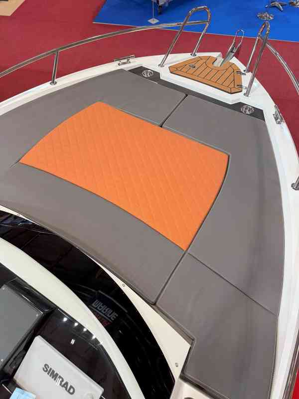 Nový motorový člun Coaster 640 SD+MOTOR - foto 9