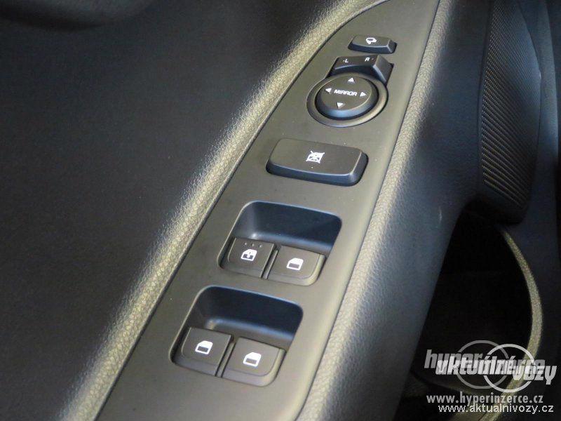 Kia Stonic 1.25 CVVT 62kW 1.2, benzín, r.v. 2019 - foto 8