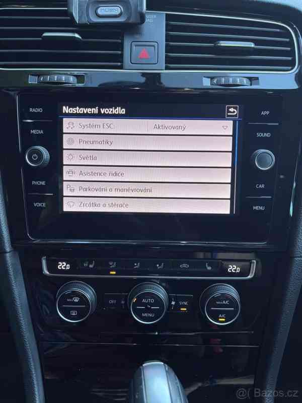Volkswagen Golf 1,5   Highline TSI 110 kW - foto 11
