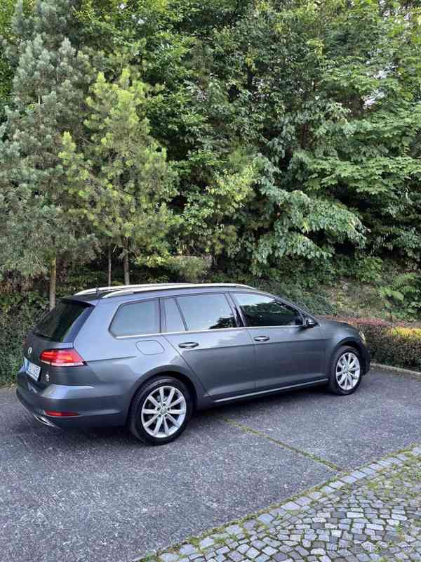 Volkswagen Golf 1,5   Highline TSI 110 kW - foto 13
