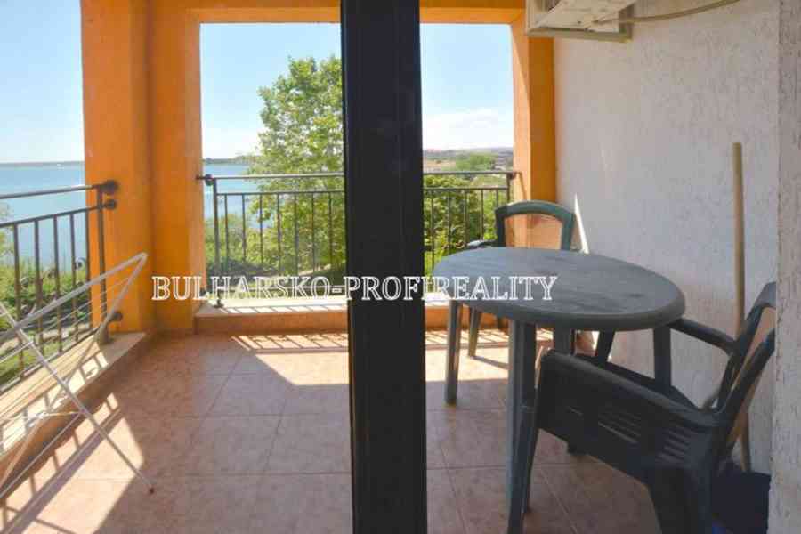 Exkluzivní podkrovní apartmán s dechberoucím výhledem na moř - foto 14