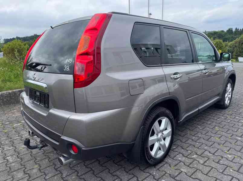 Nissan X-Trail 2.5i Executive LE AUT benzín 124kw - foto 10