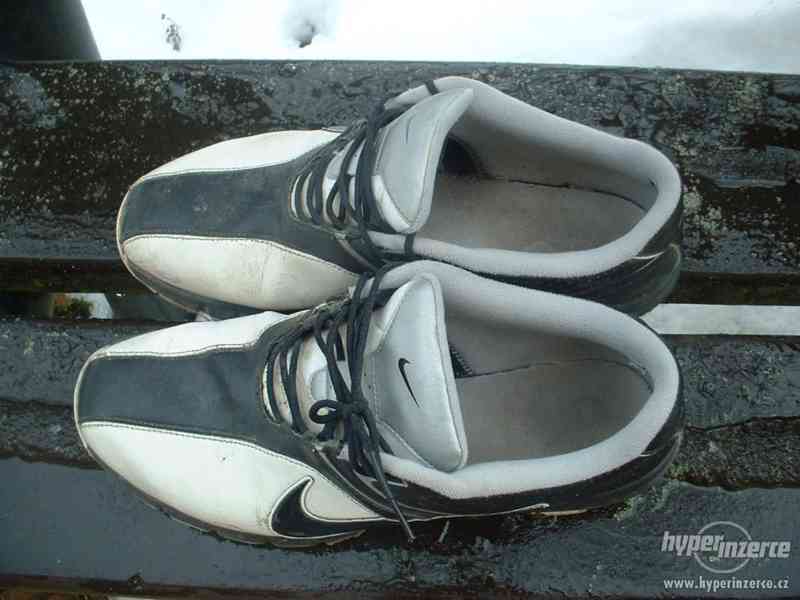 Sportovní obuv. - foto 1
