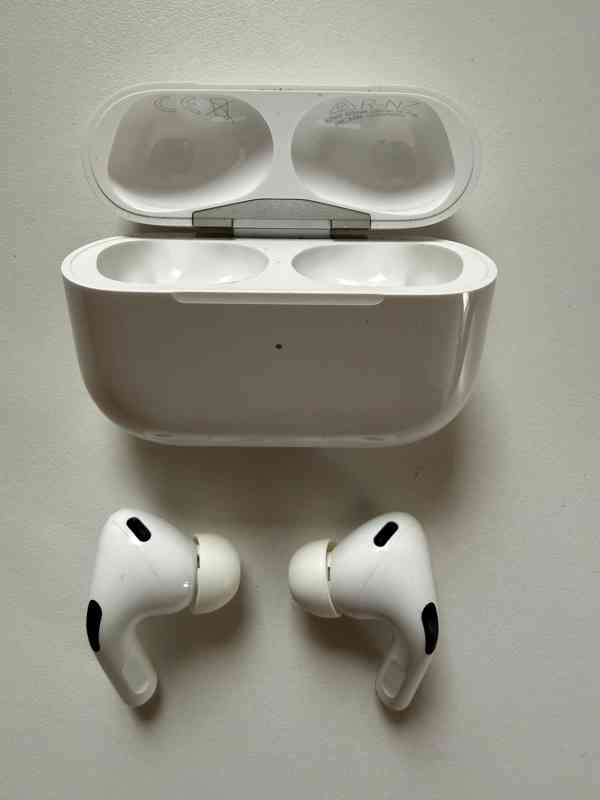 Prodám orig. sluchátka APPLE, AirPODS PRO 2 (USB C) - foto 3
