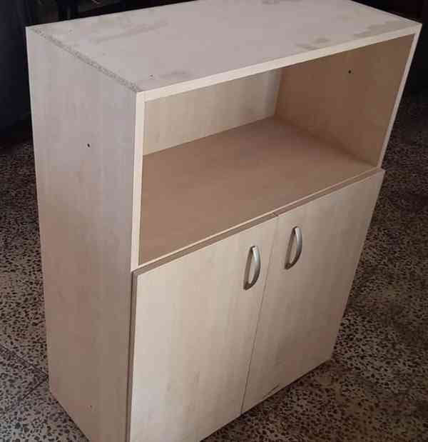 Skříňka kancelářská světlá 40x80x109 cm - foto 2