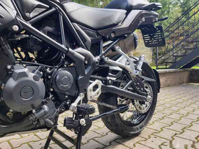 Benelli TRK 502 X - SUPER STAV 105.000,- Kč - foto 9