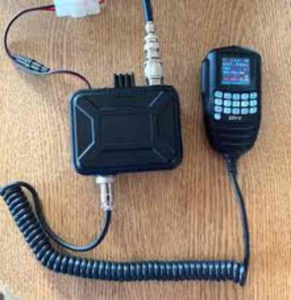 Nabizim QYT KT-WP12. Unikatni VHF/UHF miniaturni dualbander  - foto 1