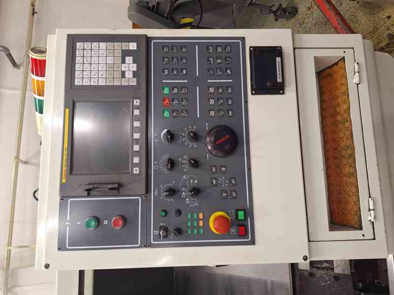 Použitý CNC soustruh FALCON FCL - 612, r. v. 2006 - foto 4