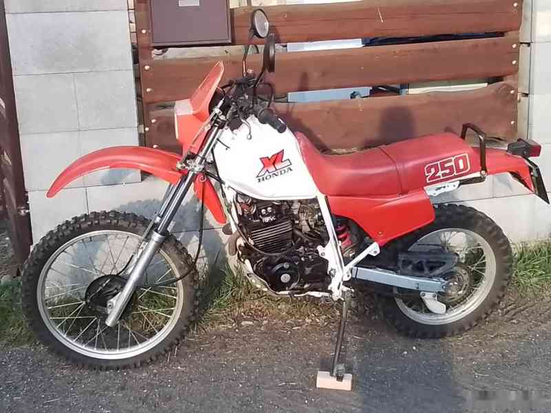 Honda XL 250 R - foto 7