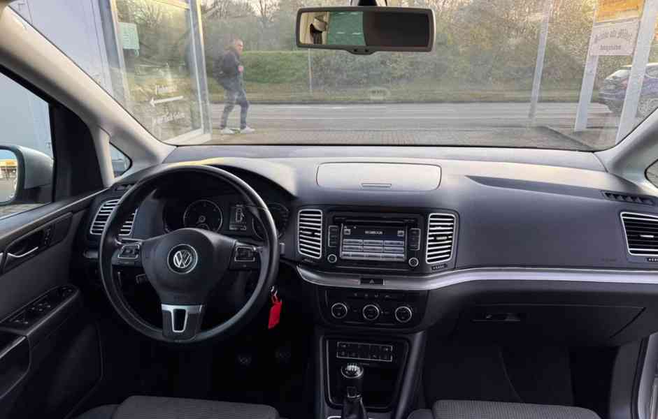 Volkswagen Sharan 2,0 TDI Comfortline 103kw - foto 9