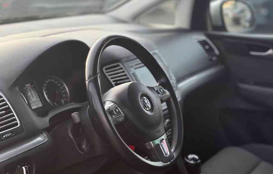 Volkswagen Sharan 2,0 TDI Comfortline 103kw - foto 11