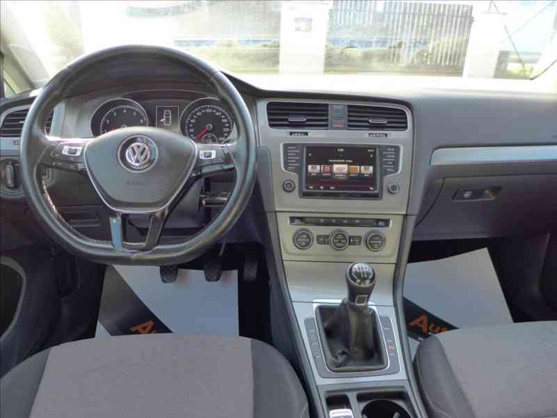 Volkswagen Golf 1,2 TSI DIGI KLIMA, 1.MAJITEL - foto 7