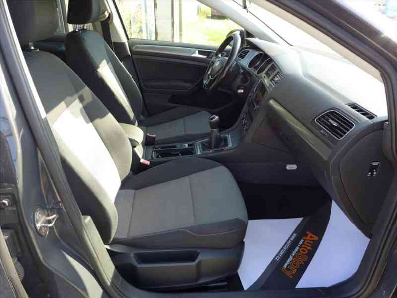 Volkswagen Golf 1,2 TSI DIGI KLIMA, 1.MAJITEL - foto 10