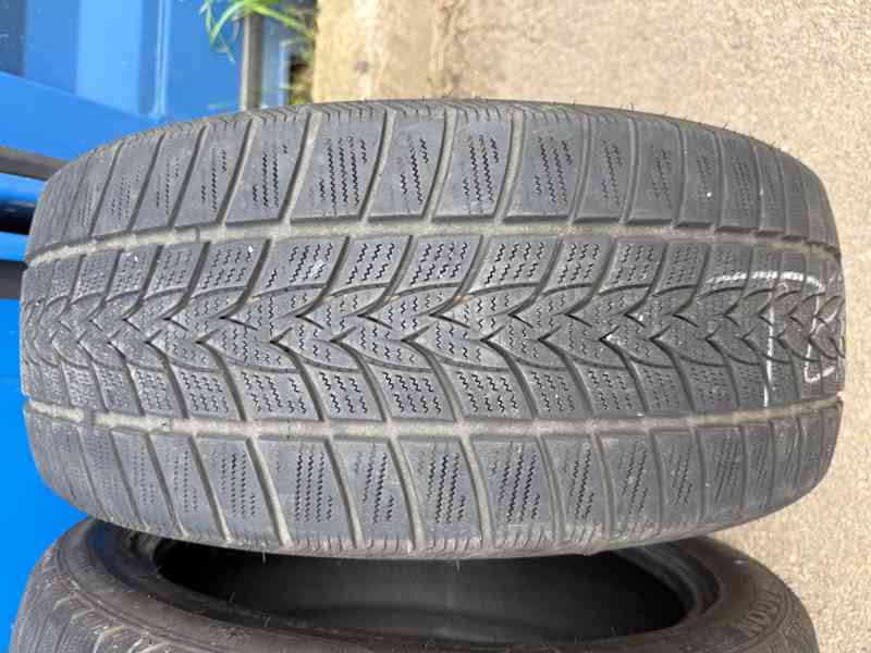 20" ZÁNOVNÍ ZIMNÍ PNEU IMPERIAL 245/45R20" - foto 2