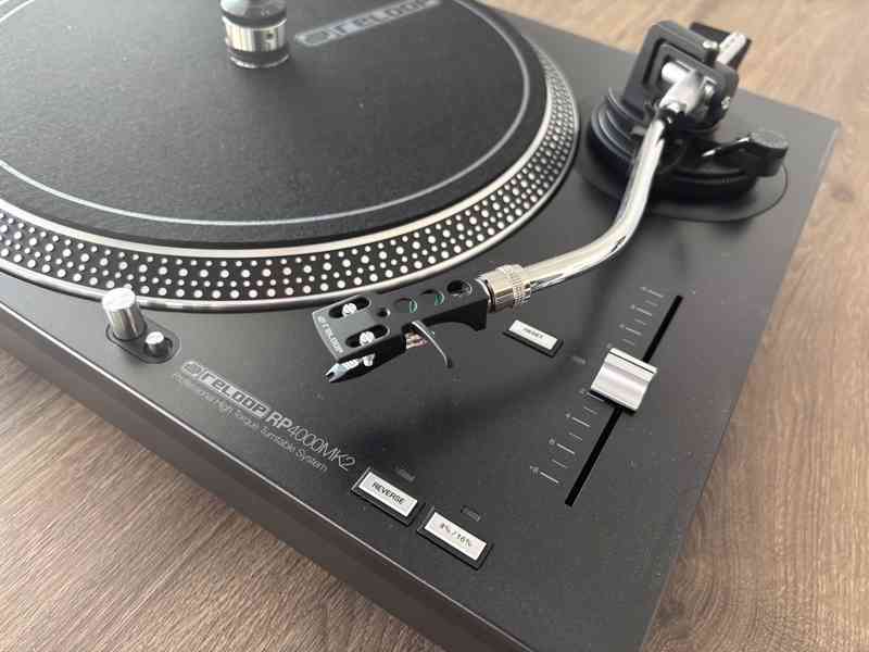 Reloop RP-4000 MK2 + originální kryt – jako nový - foto 4