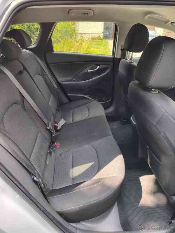 Hyundai i30 1,0   T-GDI,automat,2022,58k,1. maj. - foto 15