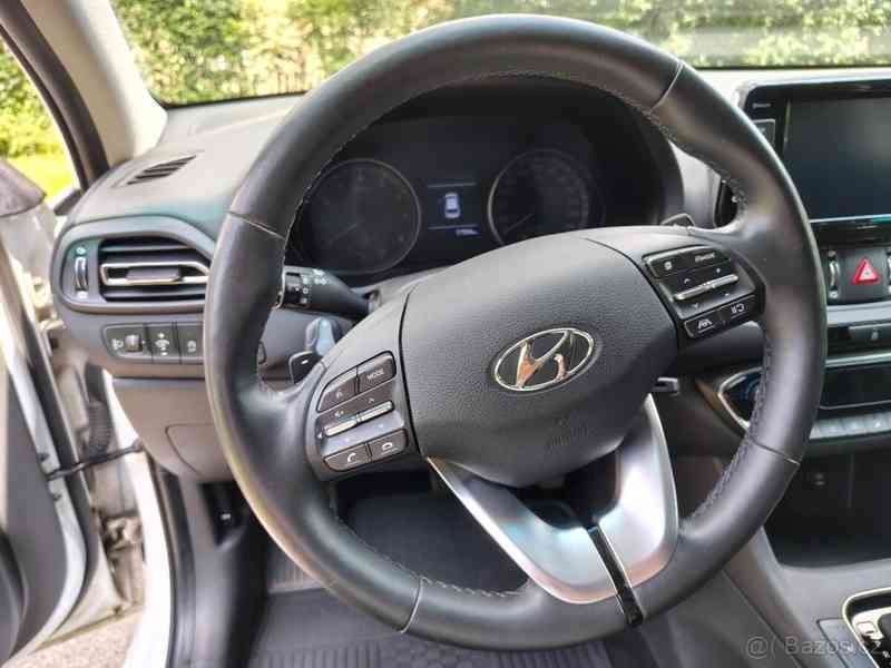 Hyundai i30 1,0   T-GDI,automat,2022,58k,1. maj. - foto 17