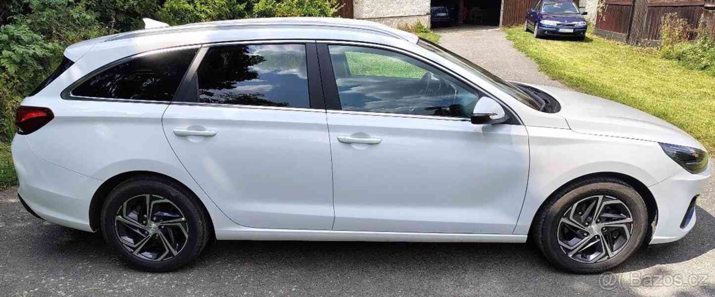 Hyundai i30 1,0   T-GDI,automat,2022,58k,1. maj. - foto 4