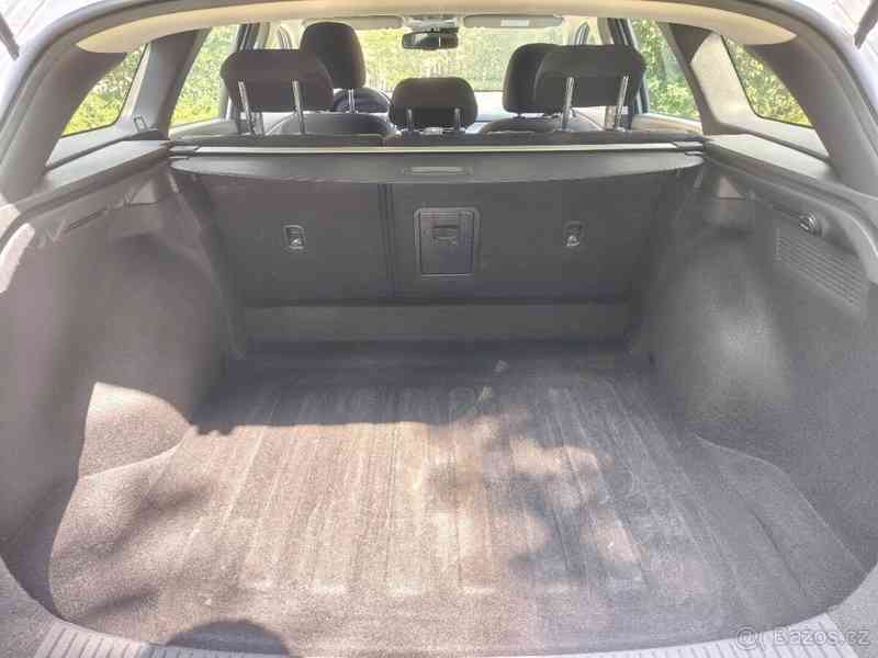 Hyundai i30 1,0   T-GDI,automat,2022,58k,1. maj. - foto 11