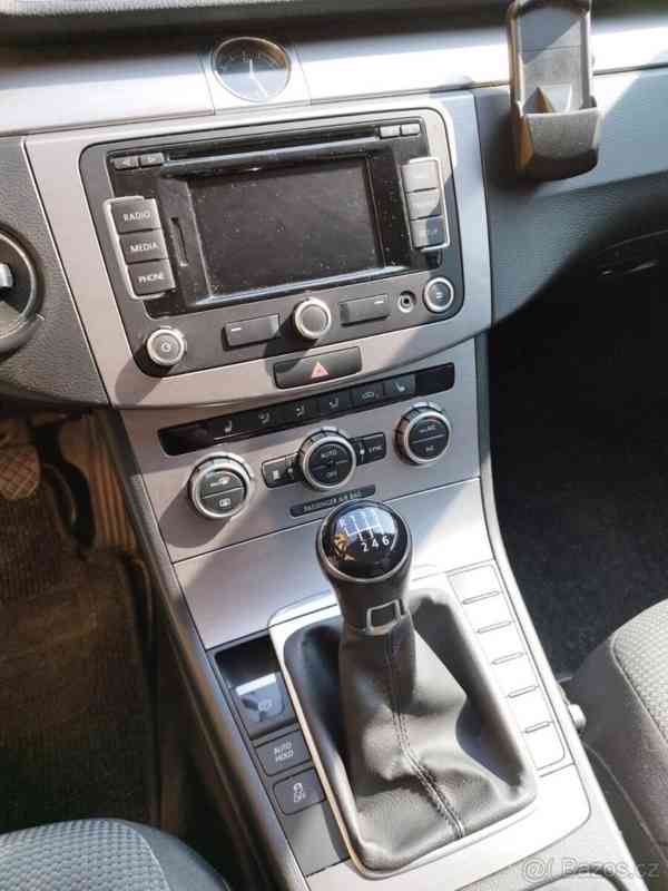 Volkswagen Passat 2,0   TDI 103KW, tempomat, tažné - foto 8