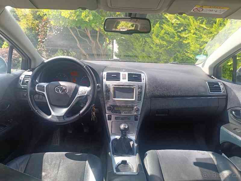 Toyota Avensis 2,0   D-4D, TOP stav, 117 kW - foto 7