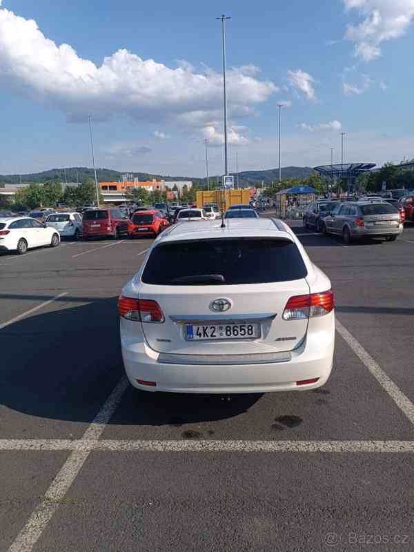 Toyota Avensis 2,0   D-4D, TOP stav, 117 kW - foto 5