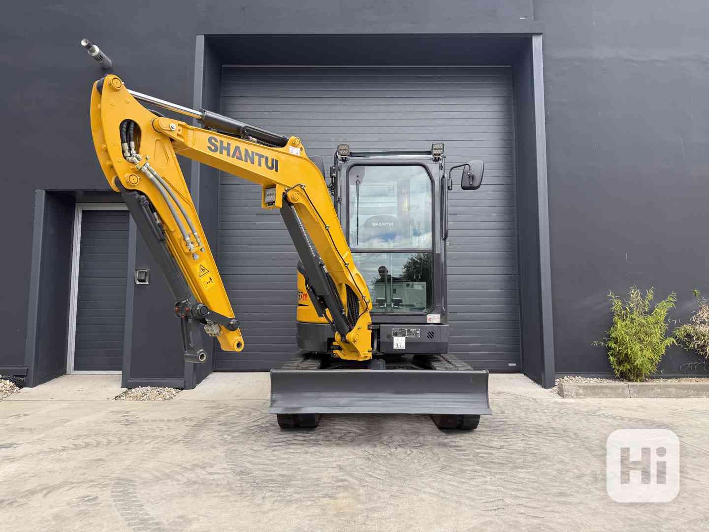 MinIbagr Shantui SE27SR – výkonný, kompaktní a efektivní - foto 1