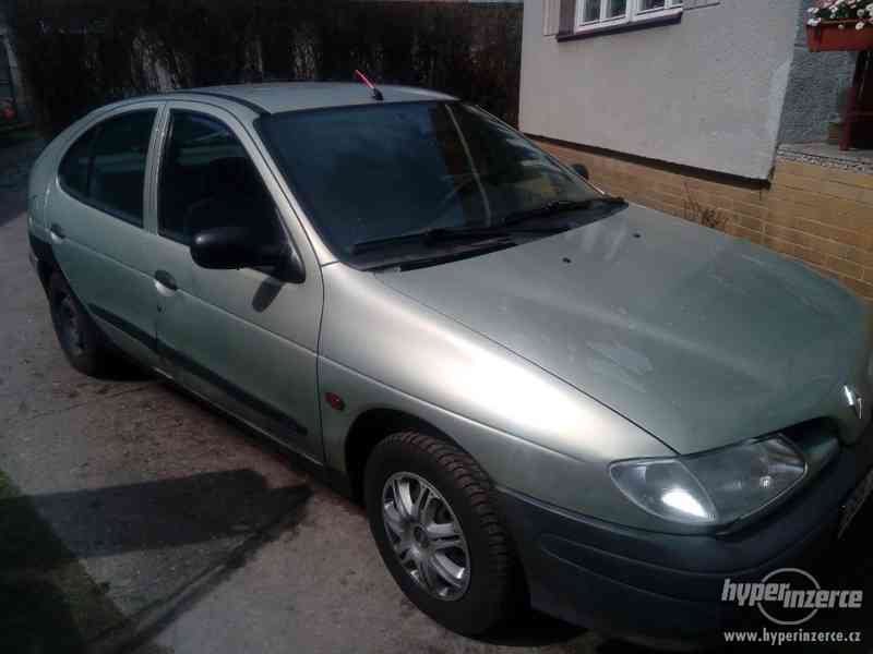 Renault Megane 1,6 - foto 1