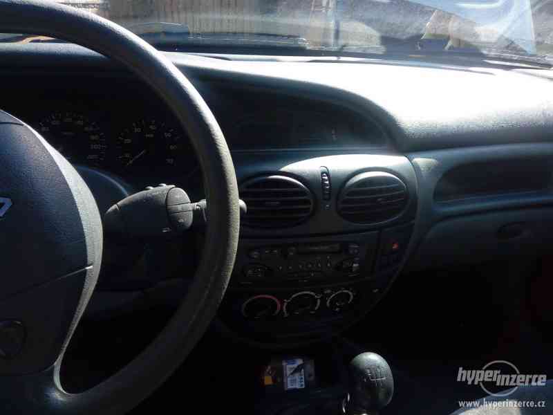 Renault Megane 1,6 - foto 3